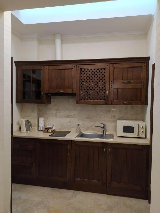 Rynok 25 Deluxe Lviv Center Apartamento Exterior foto