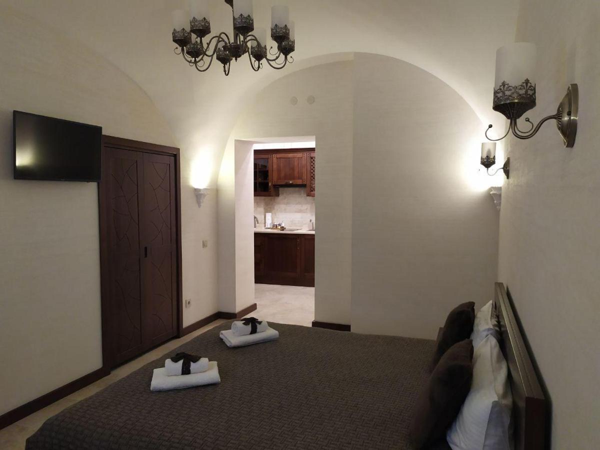 Rynok 25 Deluxe Lviv Center Apartamento Exterior foto