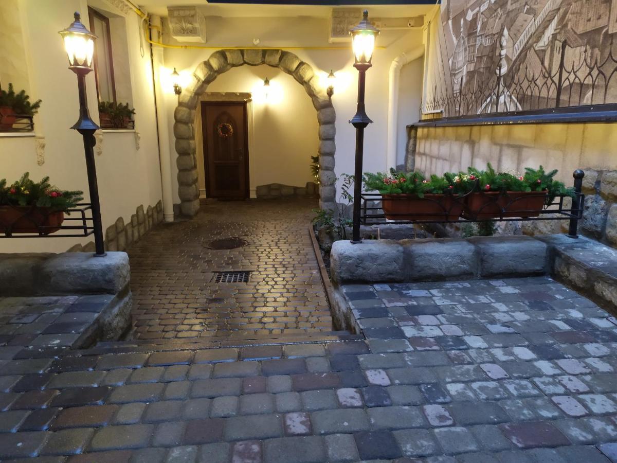 Rynok 25 Deluxe Lviv Center Apartamento Exterior foto